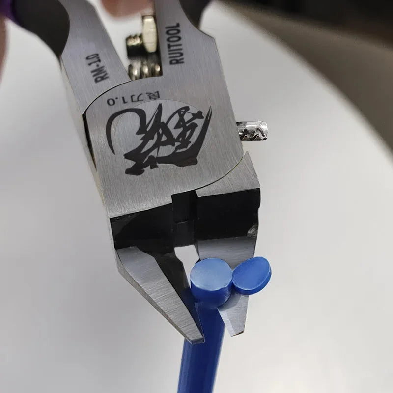 4.7 Inch Model Nippers Ultra-Thin Single-Edged Model Building Tools for Beginners to Repair and Fix Plastic Models Pliers