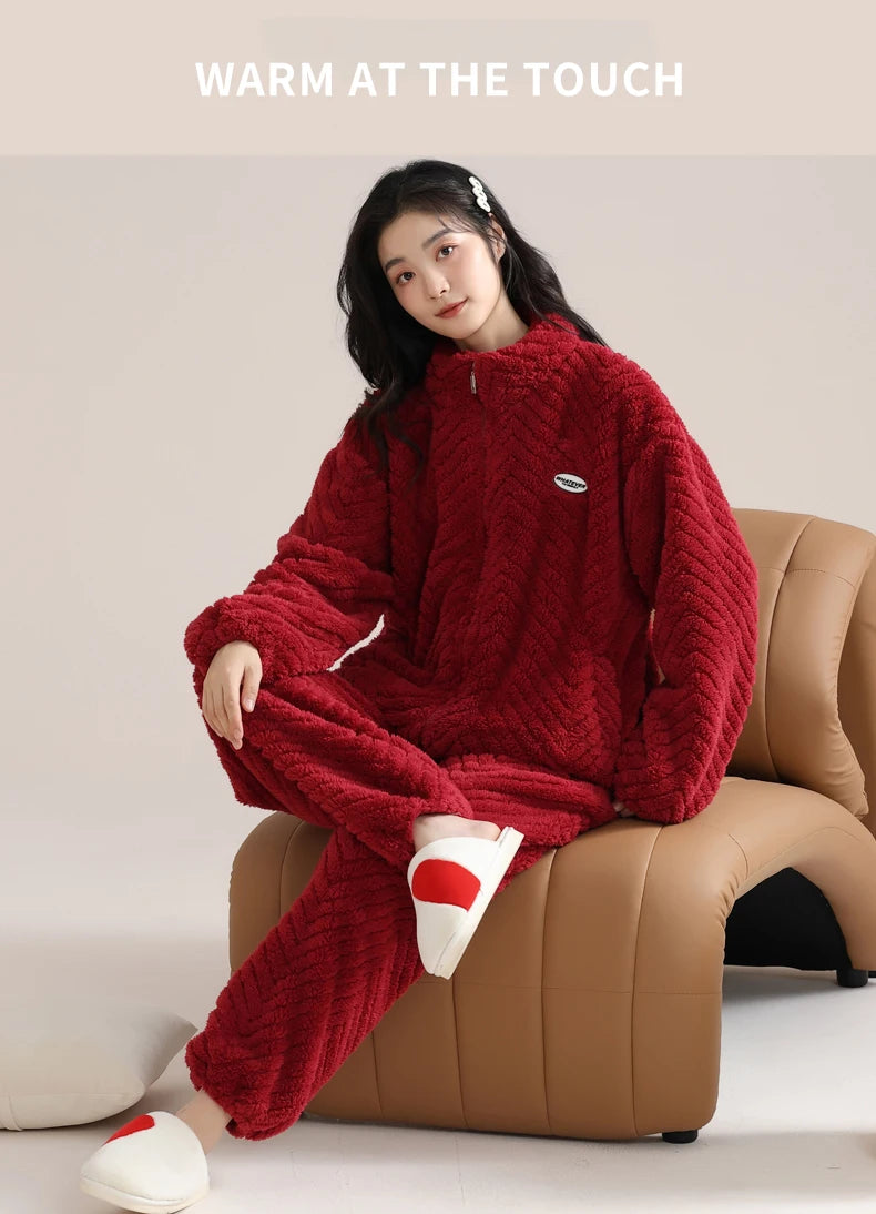 Women’s Winter Flannel Pajama Set – Warm Coral Fleece Loungewear with Cute Bunny Design