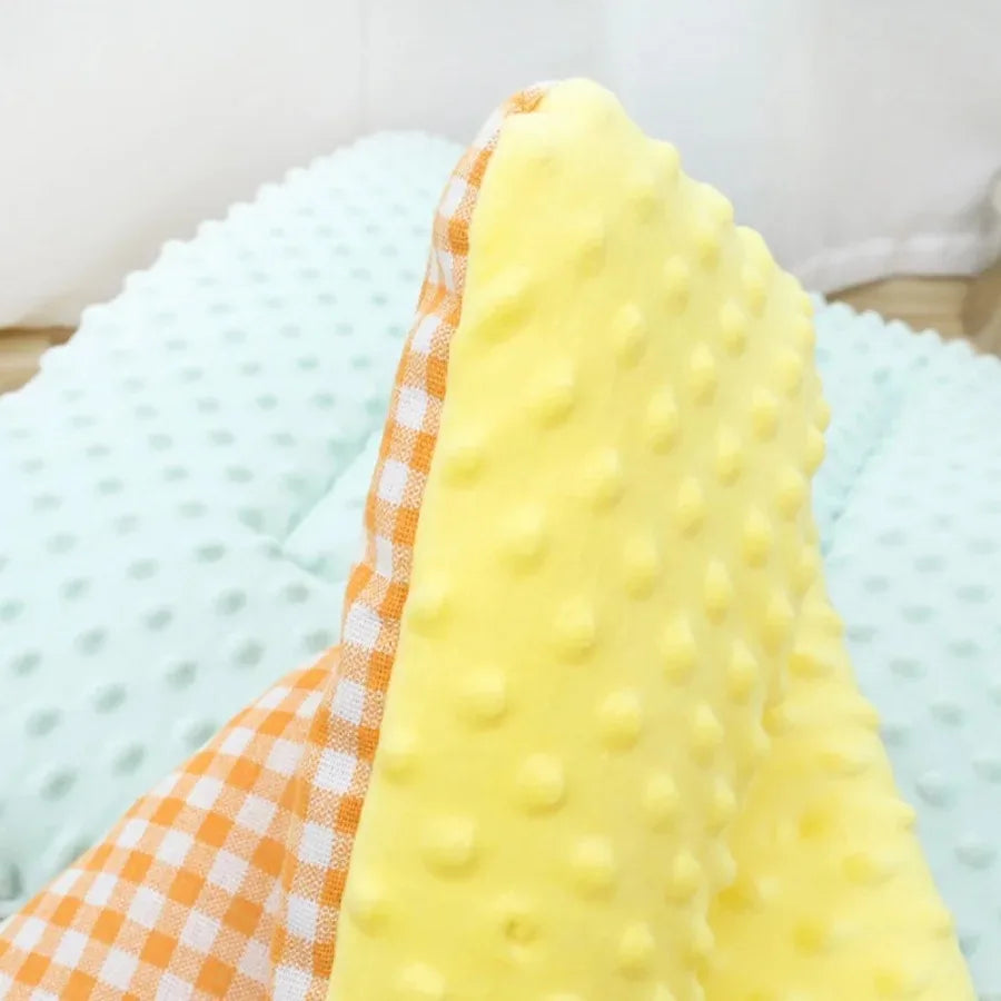 Breathable Cat House Bed Mat for Cats and Small Dogs