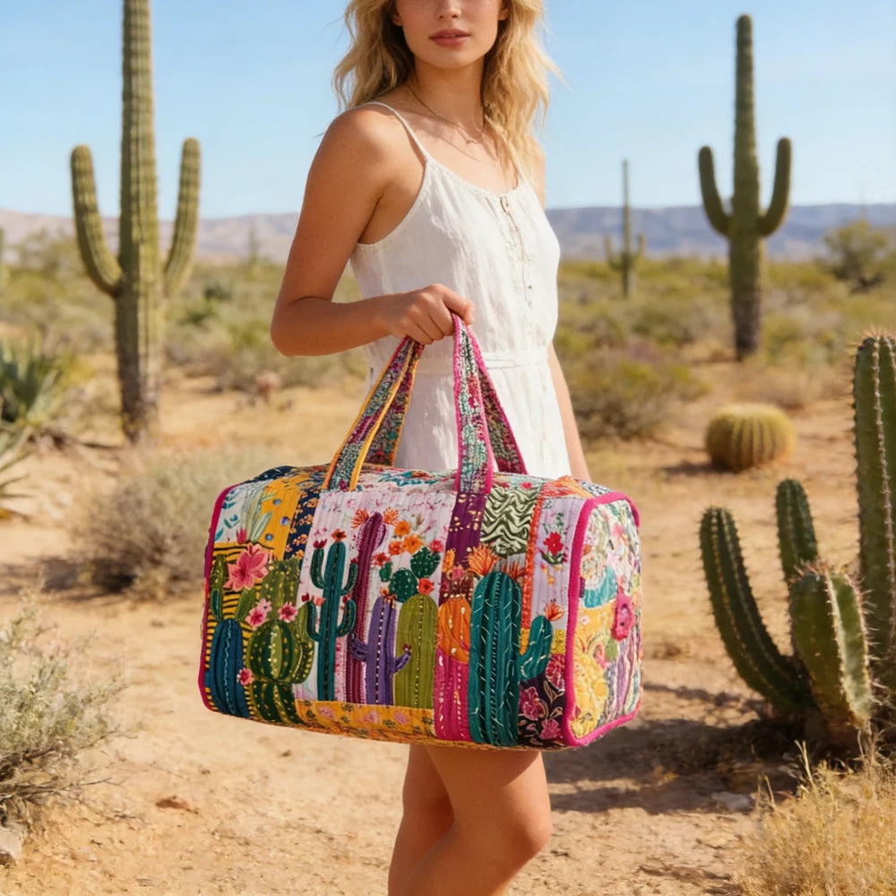Quilted 3D Printed Cactus Floral Travel Duffel Bag Lightweight Polyester Spacious Carry-On Bag for Weekend Trips Gym Vacation