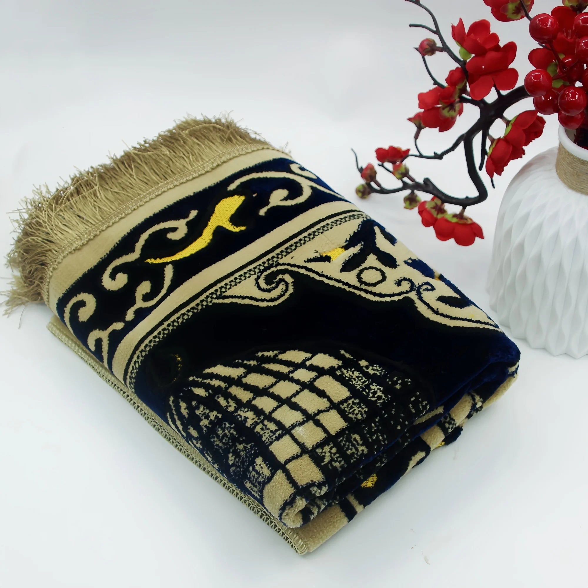 Islamic Velvet Prayer Rug Thick Soft Praying Carpet Traditional Muslim Mat Ramadan  Eid Gift