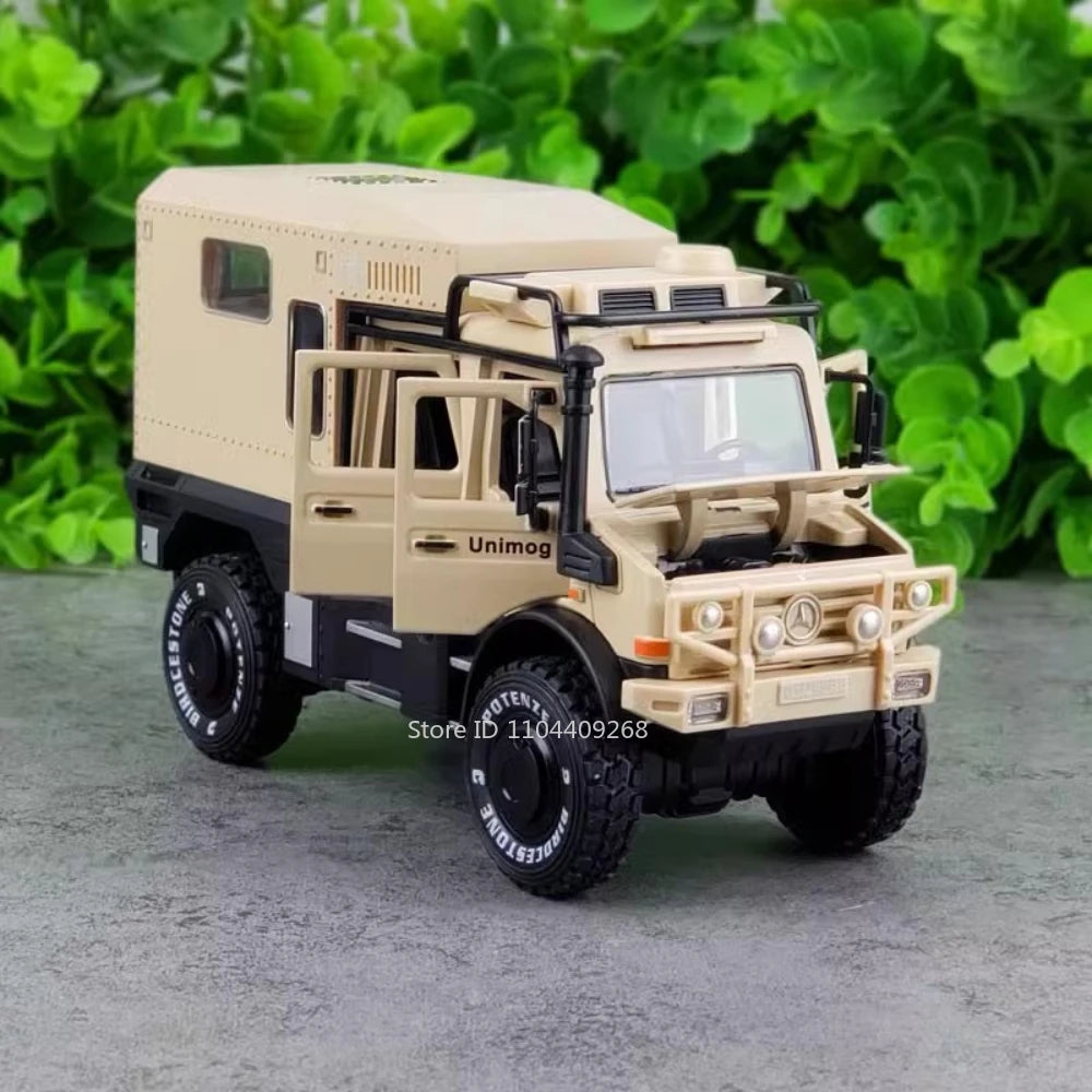 1:28 Scale Unimog U5000 Land Rover Defender Toy Car Model Rubber Tire Alloy Diecast Sound Light Off-Road Vehicle  Toy