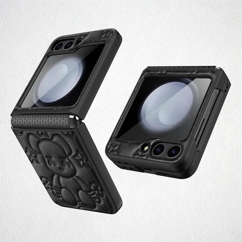 Cute Bear Folding Screen Phone Case For Samsung Z Flip 3 4 5 Folding Hinge Center Axis Case Film Integrated Phone Case