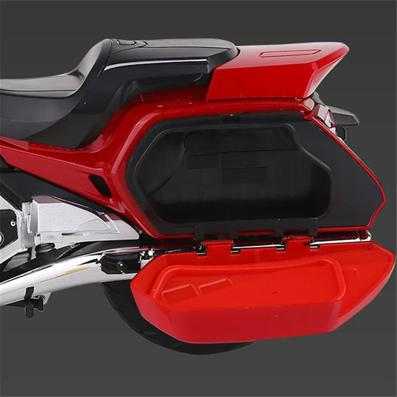 Diecast Honda Gold Wing GL1800 Touring Motorcycle Model 1 to 9 Scale