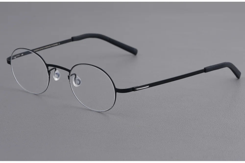 Small Face Round Titanium Screwless Eyeglasses Frame