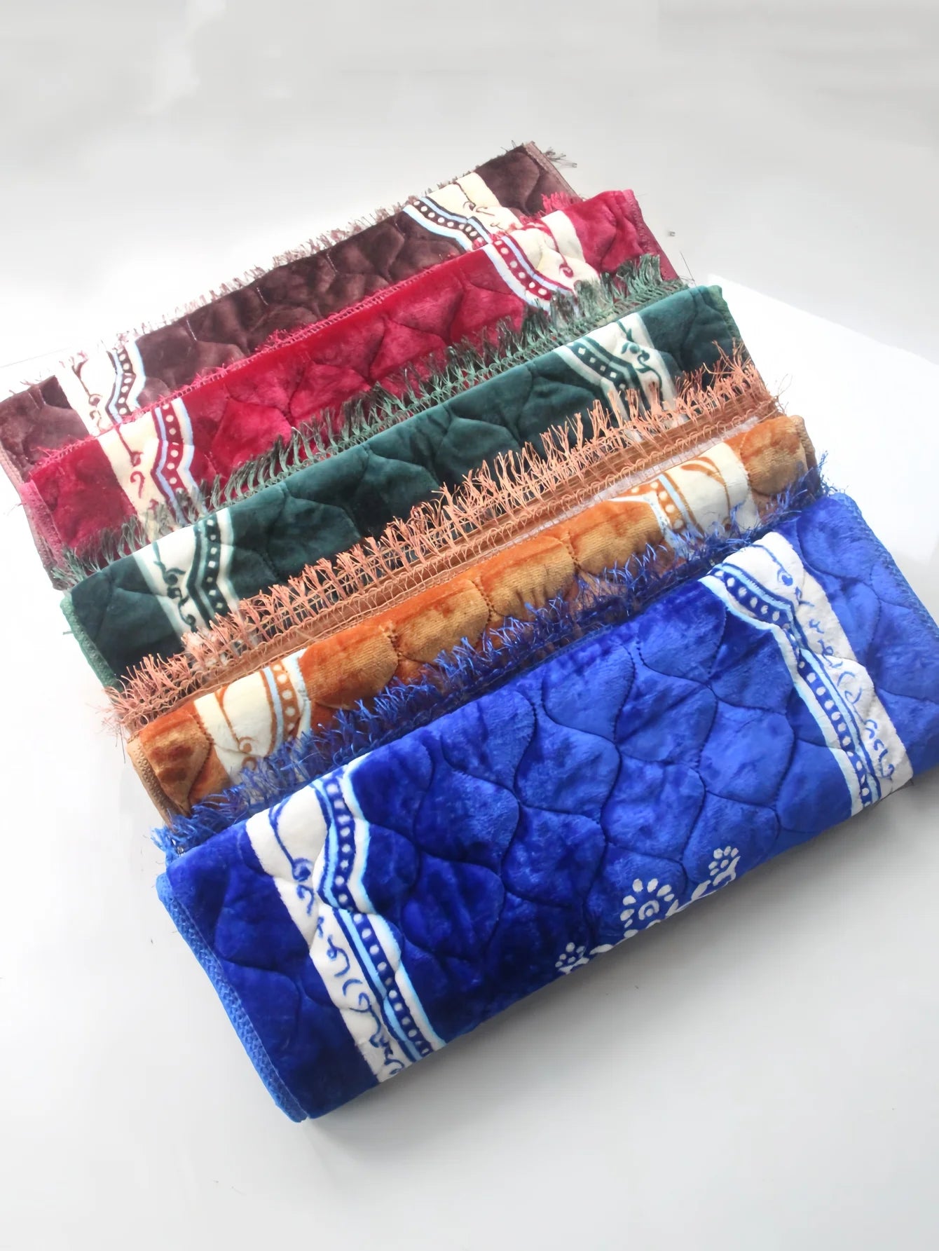 Muslim Prayer Rug Soft 80*120cm Large Prayer Mat Islam Padded Islamic Prayer Mat Thick for Men and Women