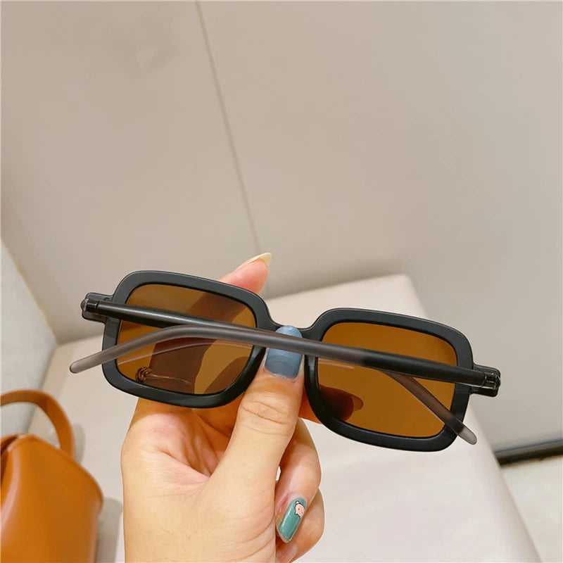 Retro Square Sunglasses With UV400 Protection