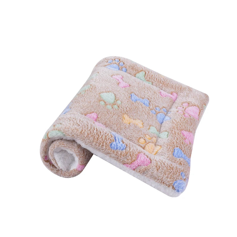 Washable Coral Fleece Pet Blanket Cushion Mat for Dogs and Cats