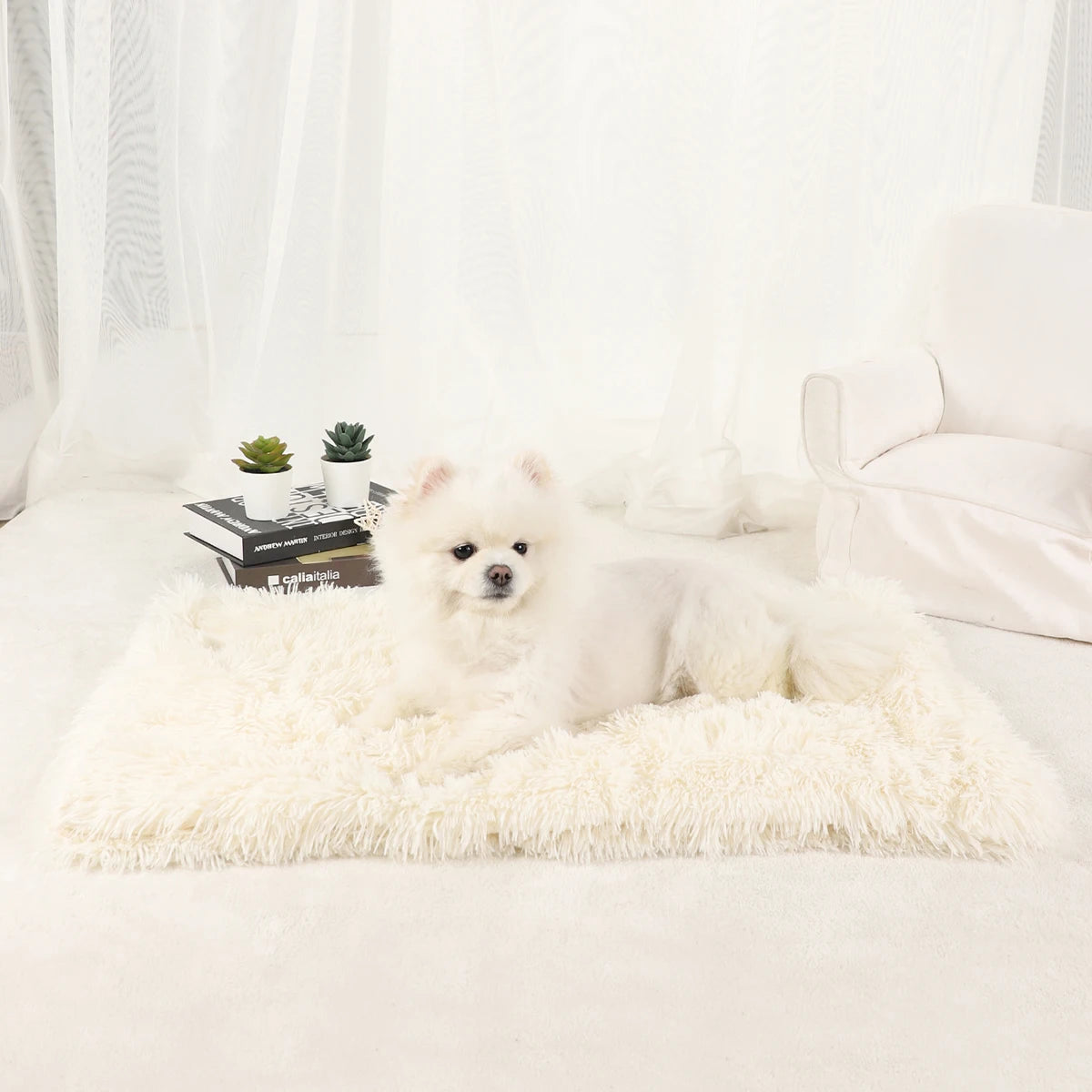 Washable Plush Pet Blanket Bed Mat for Dogs and Cats