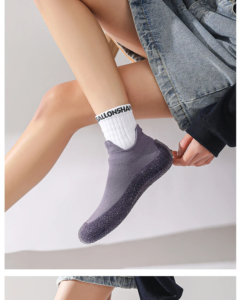 Silent Indoor Sports Shoes and Socks Gym Ultra Lightweight Shock Absorbent Breathable Anti Slip Soft Bottom Yoga