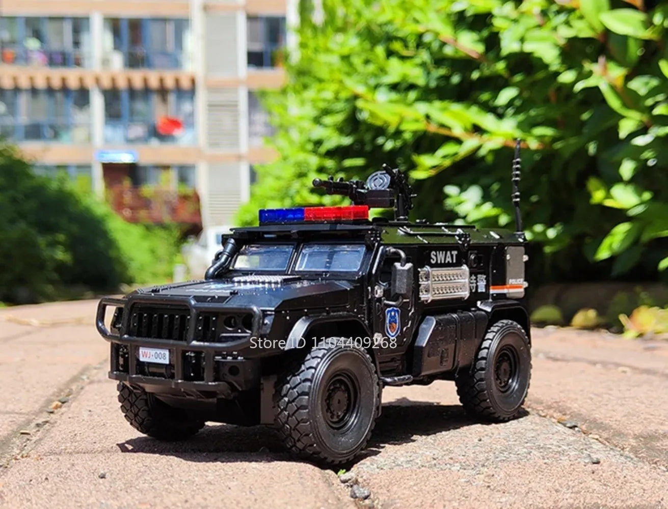 1:32 VDV SWAT Sabertooth Armored Car Model Toy Shock Absorption Police Cars Music Light Off-road Vehicle Sound Light Boys Gifts