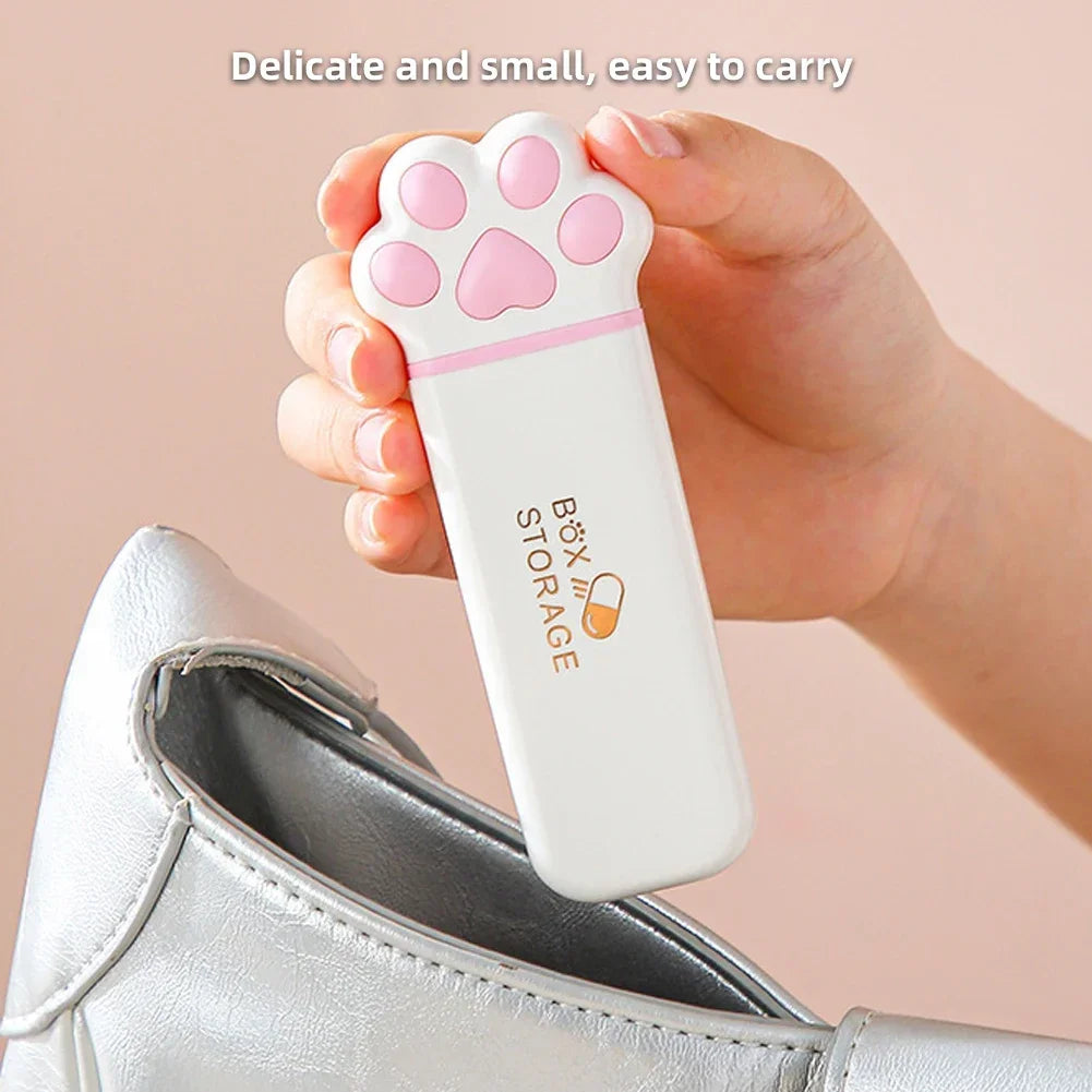 1PC Mini Cat Paw Storage Box Portable Small Size One Day Box Multi-Functional Three Grid Storage Medicine Jewelry Box