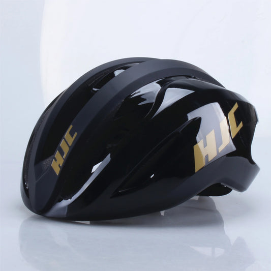 Ultra Light Cycling Helmet Matte Finish Road And Mountain Bike Safety Helmet