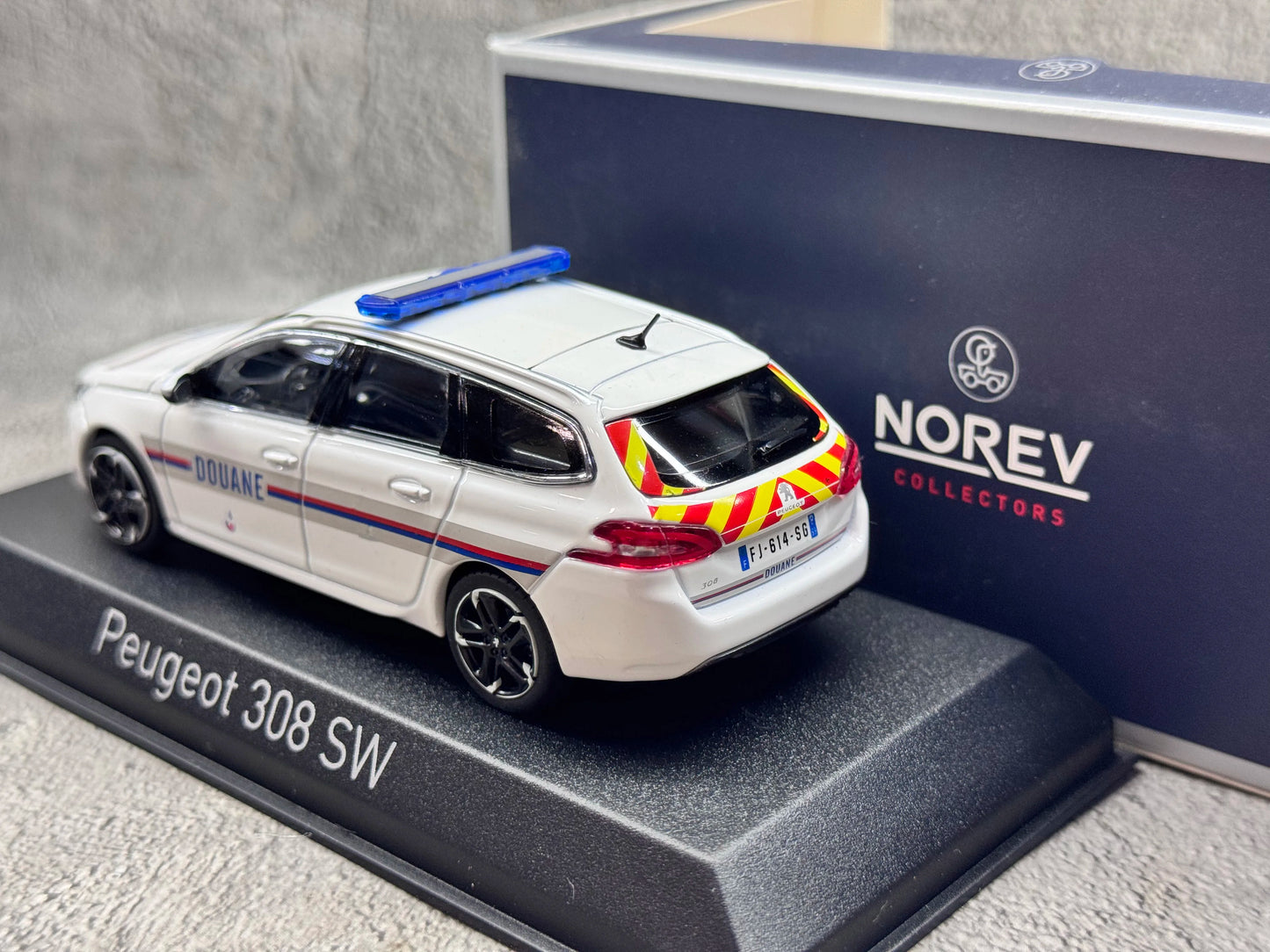 1 43 Scale Peugeot 308 SW 2018 Police Diecast Model Car