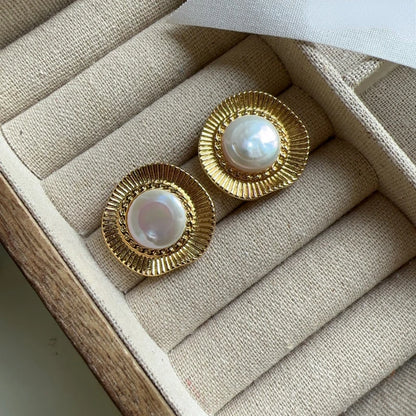 Retro Jewelry  Texture Metal Simulated Pearl Stud Earrings