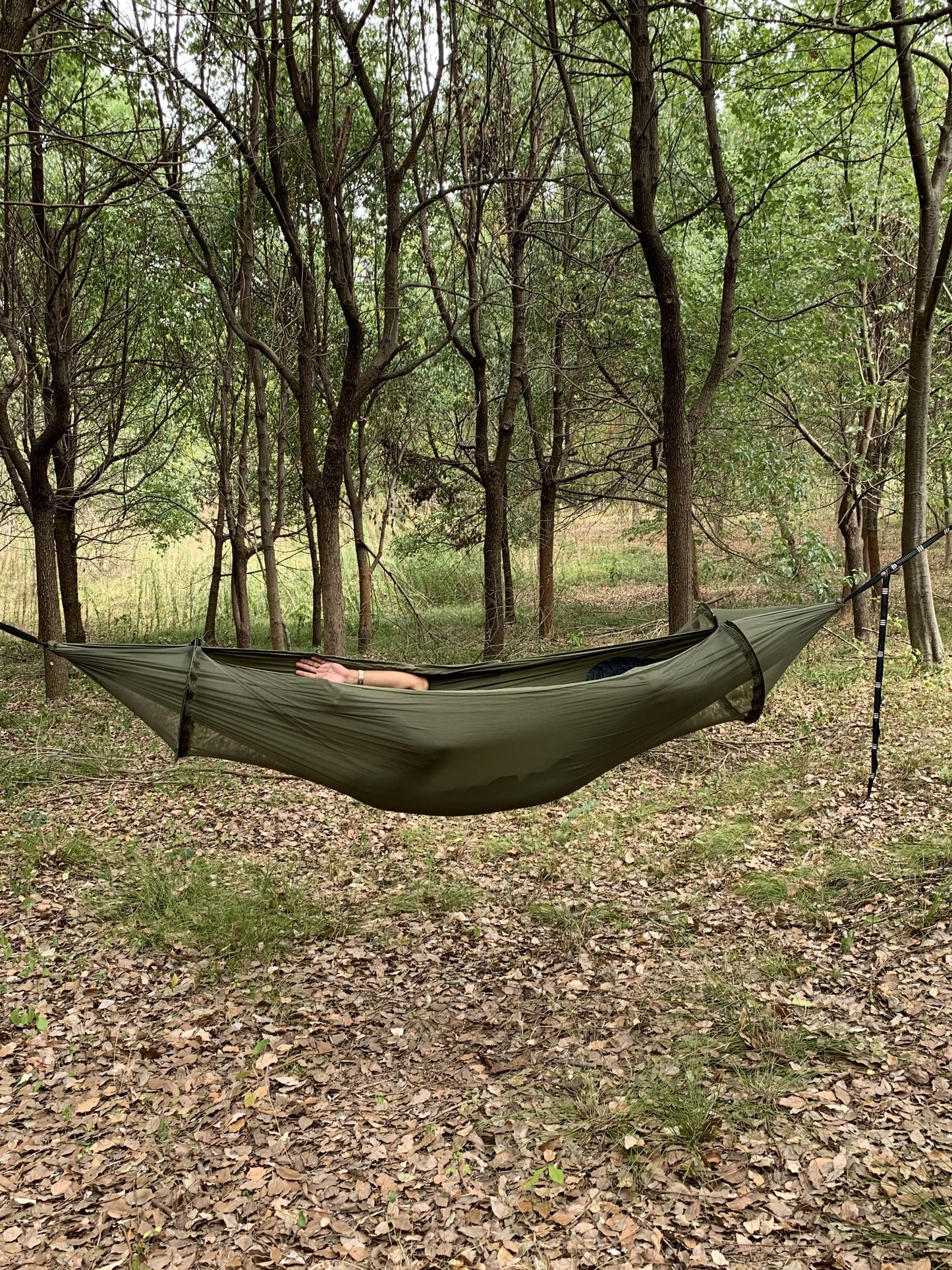 Large Camping Hammock with Mosquito Net Pop-up Parachute Lightweight Hanging Hammocks Tree Straps Swing Hammock