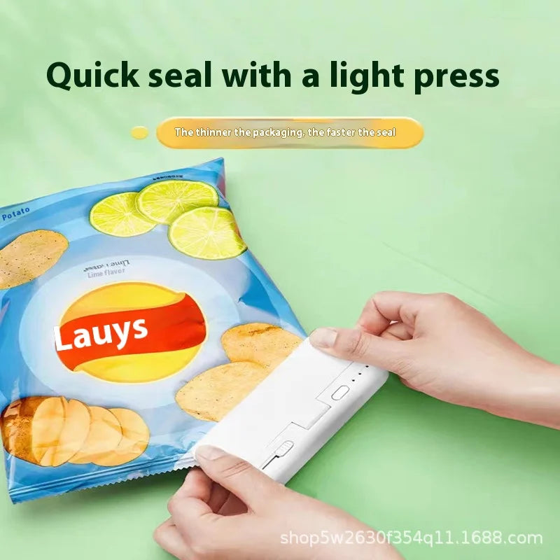 Mini Rechargeable Heat Bag Sealer – Portable Handheld Plastic Bag Sealing Machine for Food Storage & Packaging