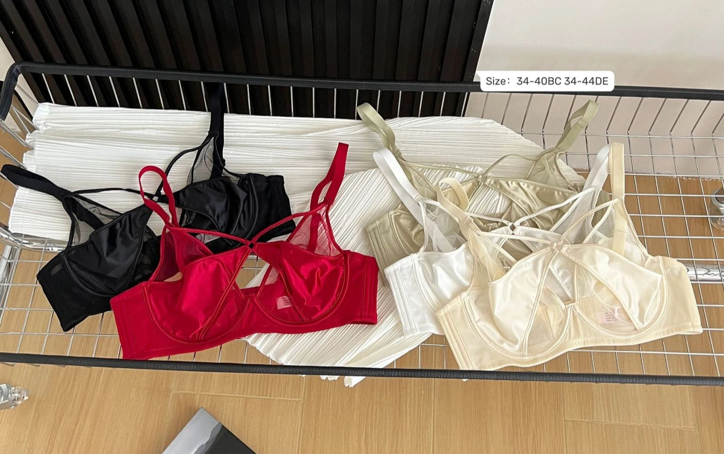 Womens Unlined Underwire Push Up Bra