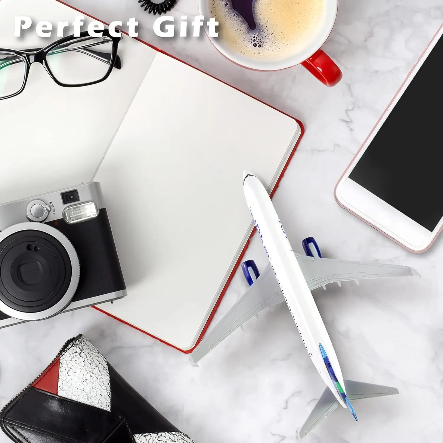 20cm 1/300 Scale Model Plane Diecast Airplanes Jet Blue 737 Airlines Model Airplane for Collections & Gifts