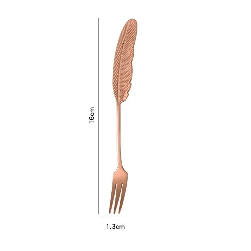 Stainless Steel Feather Spoon, Creative Coffee and Dessert Spoon, Elegant Design for Tea, Ice Cream, Decorative Kitchen Utensils