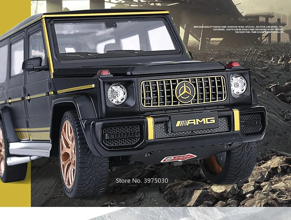 Large Size 1:18 G63 500K Sports Car Model Toy Music Light Doors Opened Alloy Vehicle Models Decorative Ornament Collection
