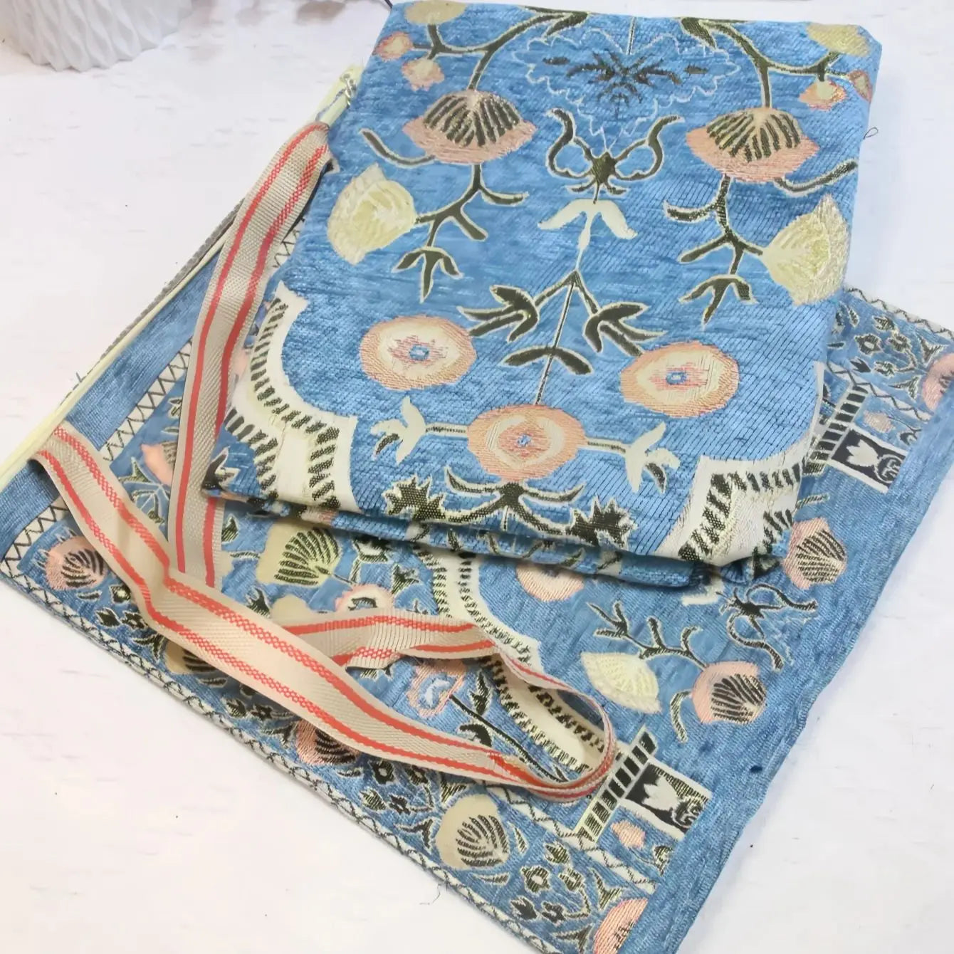 Prayer Rug Islamic Portable Muslim Prayer Rug Set with Elegant Bags Soft Carpet for Ramadan Islamic Muslim Great Gift for Family