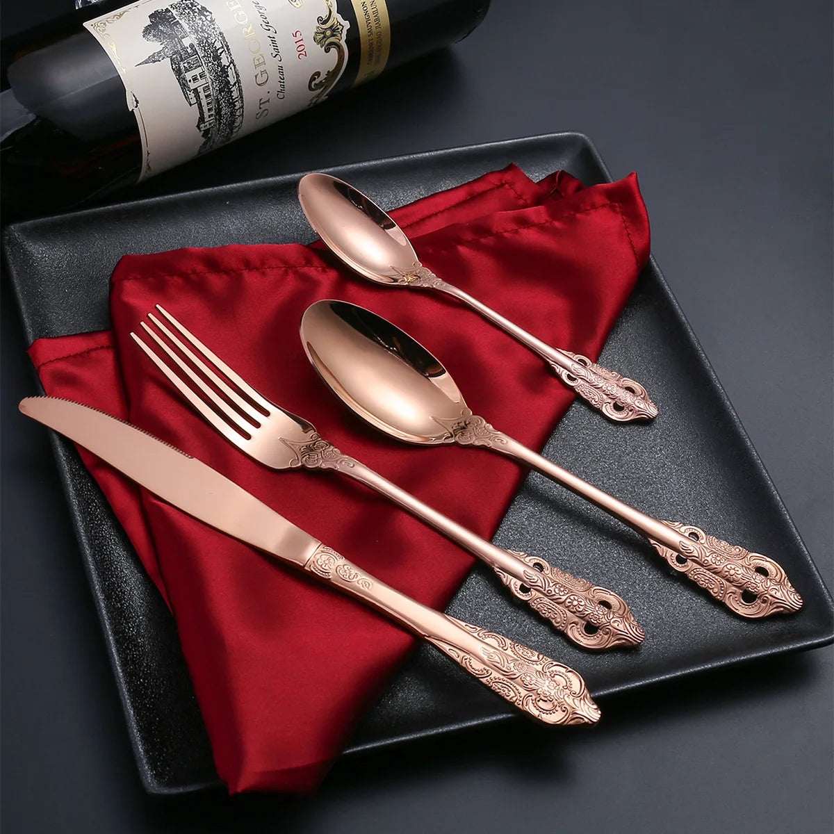 Luxury Spoon and Fork Set Stainless Steel Gold Cutlery Set Food Grade Upscale Royal Tableware European Steak Knife Kitchen Items