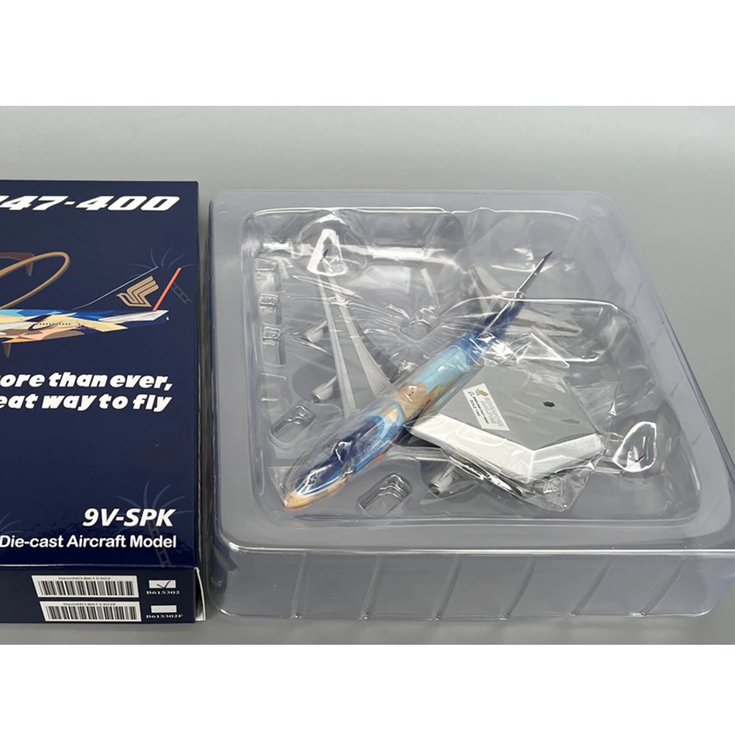 Singapore Airlines B747-400 1:400 Diecast Aircraft Model