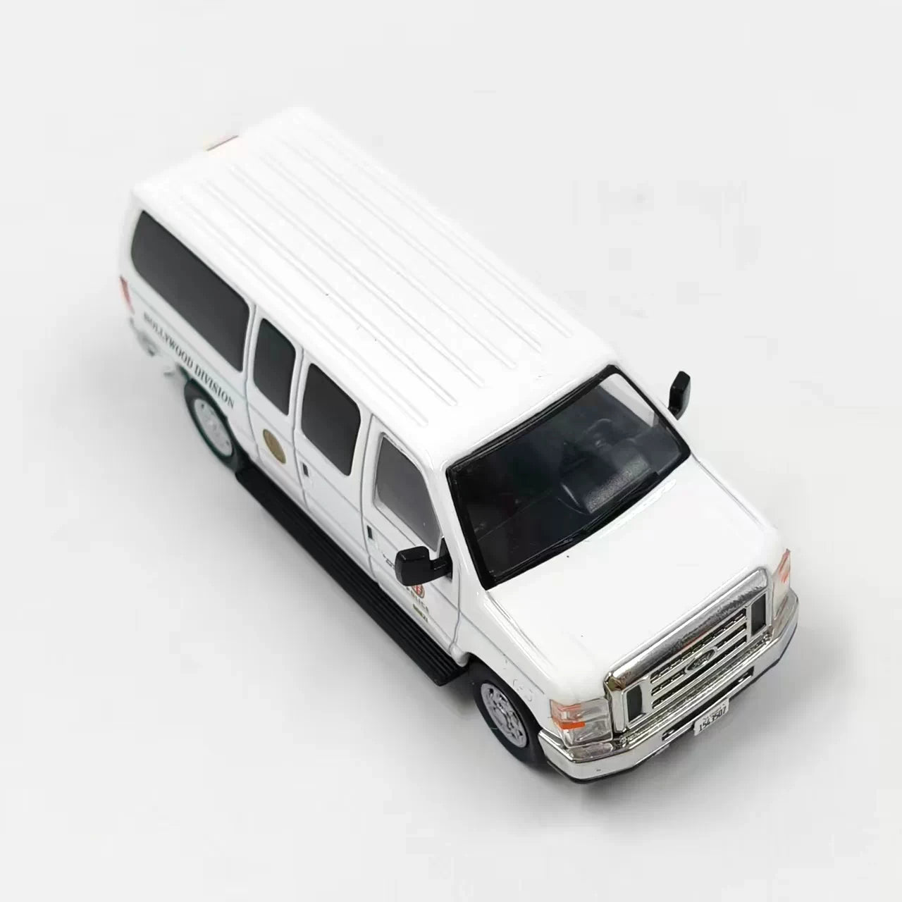 1 64 Scale E350 E Series LAPD Police Van Diecast Model