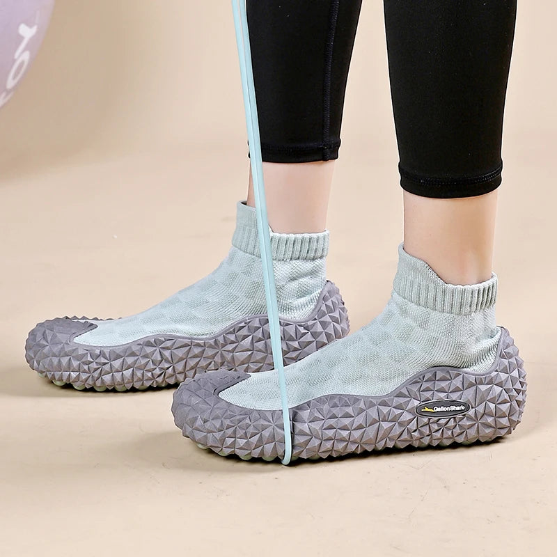 Women's silent soft sole cushioned shoes Squat silent hard pull fitness shoes casual shoes