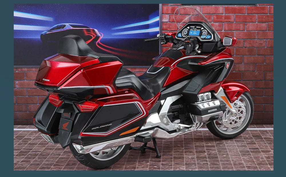 Diecast Honda Gold Wing GL1800 2021 Touring Motorcycle Model 1 to 11 Scale
