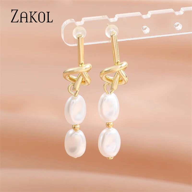 French Elegant Gold Color Spliced Imitation Pearl Earrings