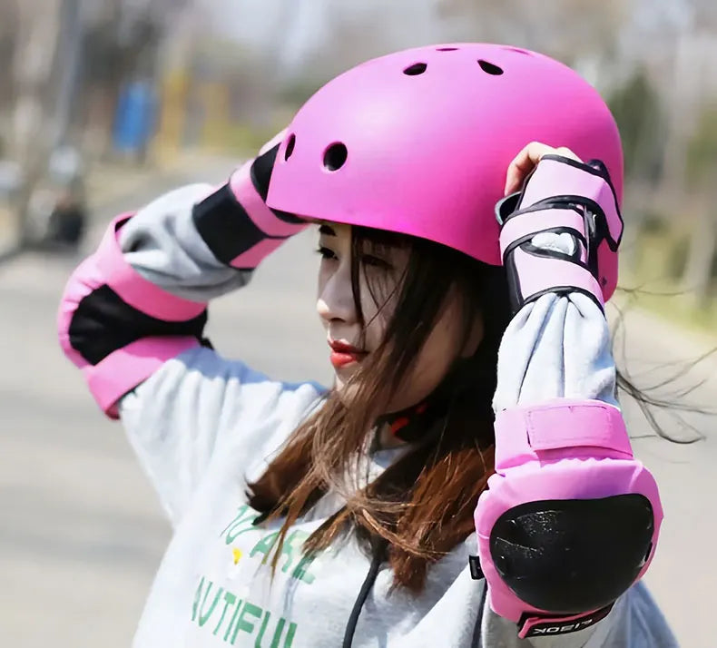 Cycling, Motorcycle, Scooter, Mountain bike Helmets Impact Resistance Lightweight Outdoor Sports Helmet Suit For  Adult