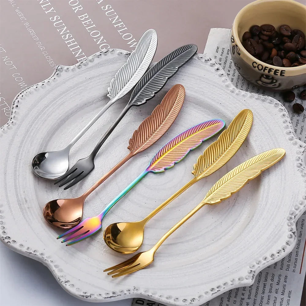 Stainless Steel Feather Spoon, Creative Coffee and Dessert Spoon, Elegant Design for Tea, Ice Cream, Decorative Kitchen Utensils