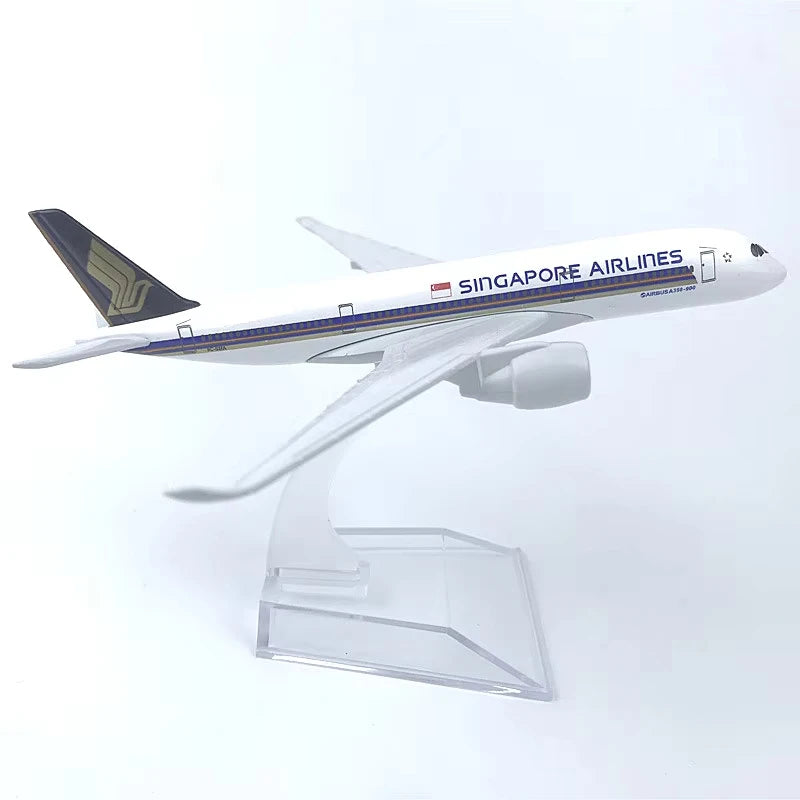 16CM Airbus A350 Aircraft Model