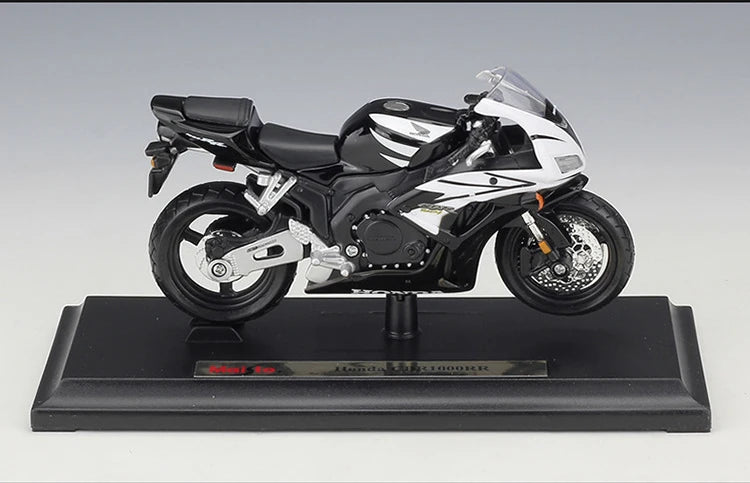 1 18 Scale Honda CBR1000RR Diecast Motorcycle Model