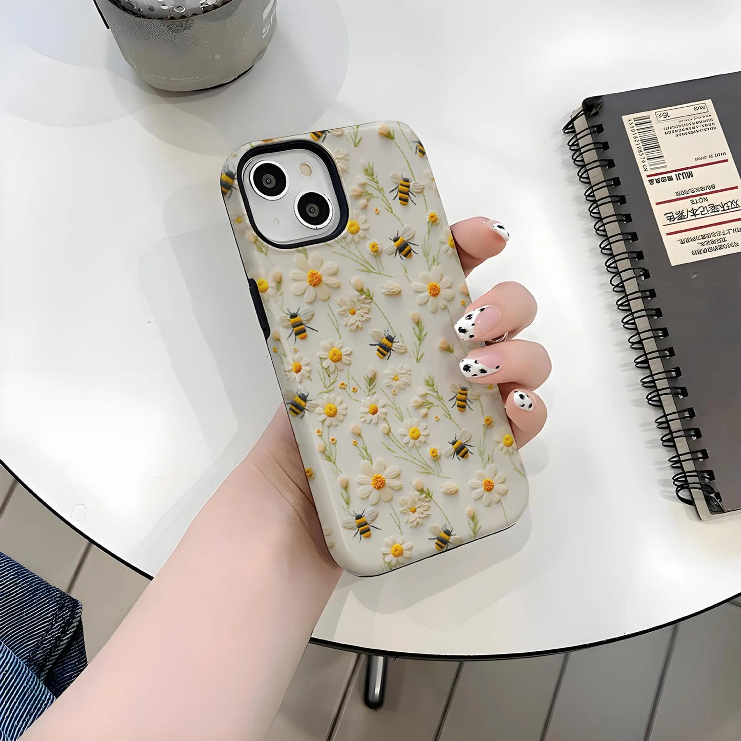 Luxury Embroidery Effect Bee Daisy Flower Phone Case for iPhone 16 15 Pro Max Plus 2 in 1 Hard Protective Cover