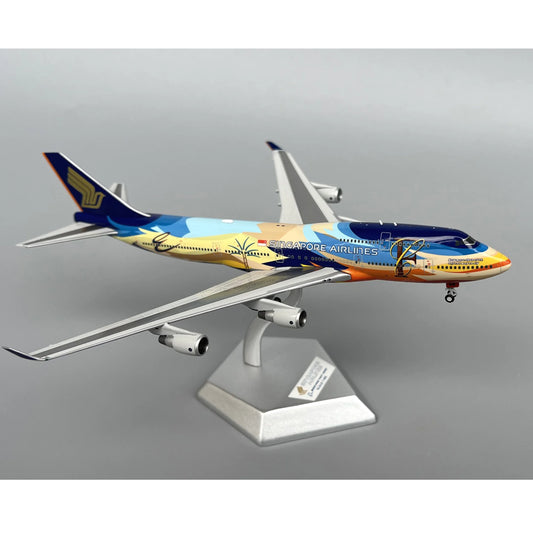 Singapore Airlines B747-400 1:400 Diecast Aircraft Model