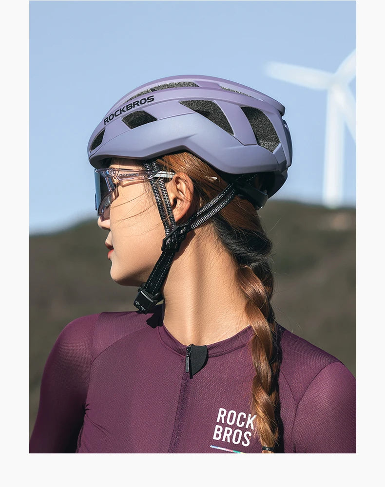 Cycling Helmet for Adults Adjustable Mountain Road Bike Helmet Breathable Intergrally-molded Head Bicycle Helmet