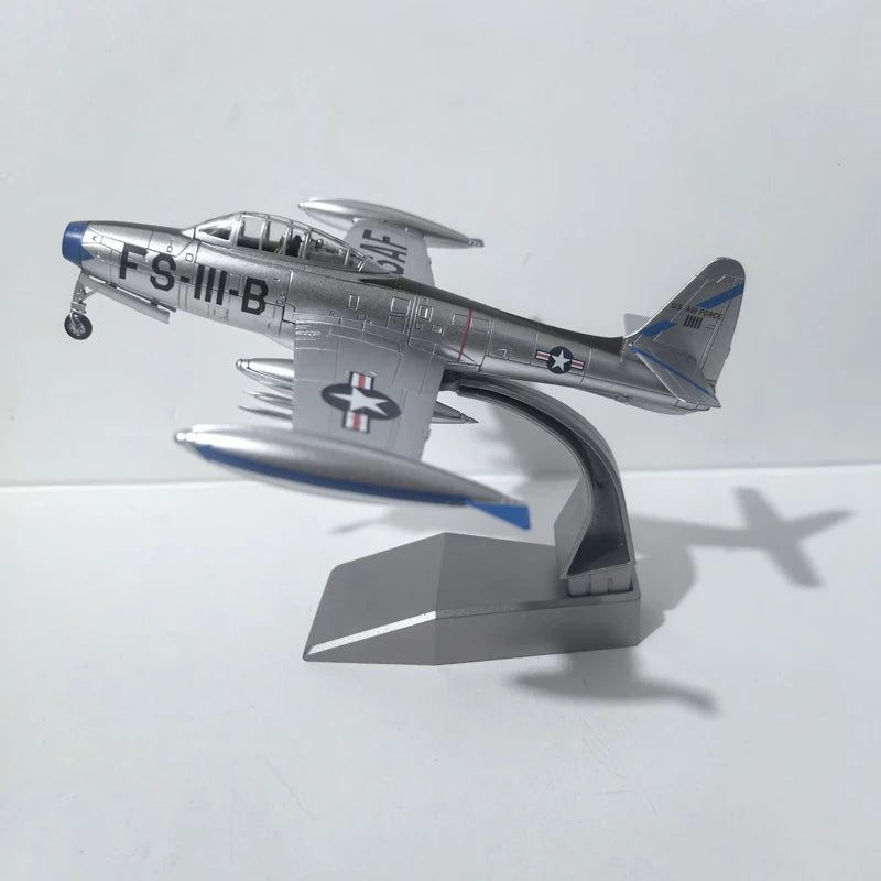 1/72 F-84 Thunderjet Fighter Diecast Military Aircraft Model