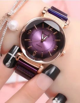 Luxury Fashion Women Watch Geometric Roman Numeral Quartz Ladies watch Magnet Buckle Mesh Strap Wrist Watch Gold