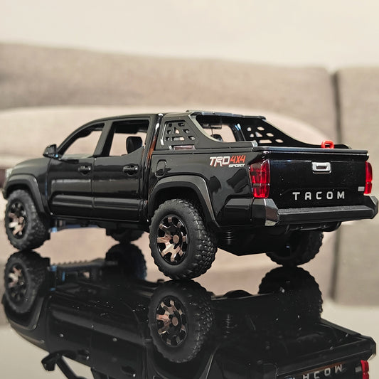 1:32 Toyota Tacoma TRO Off Road Pickup Truck Alloy Diecast Model Outdoor Collection Ornaments High Simulation Collection Present