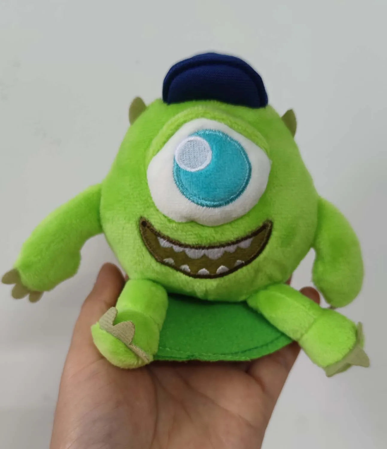 Disney Monsters University Mike Mr.Q  Shoulder Magnet toy doll gift