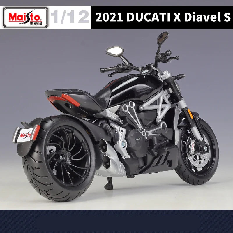 Diecast Ducati XDiavel S 2021 Cruiser Motorcycle Model 1 to 12 Scale