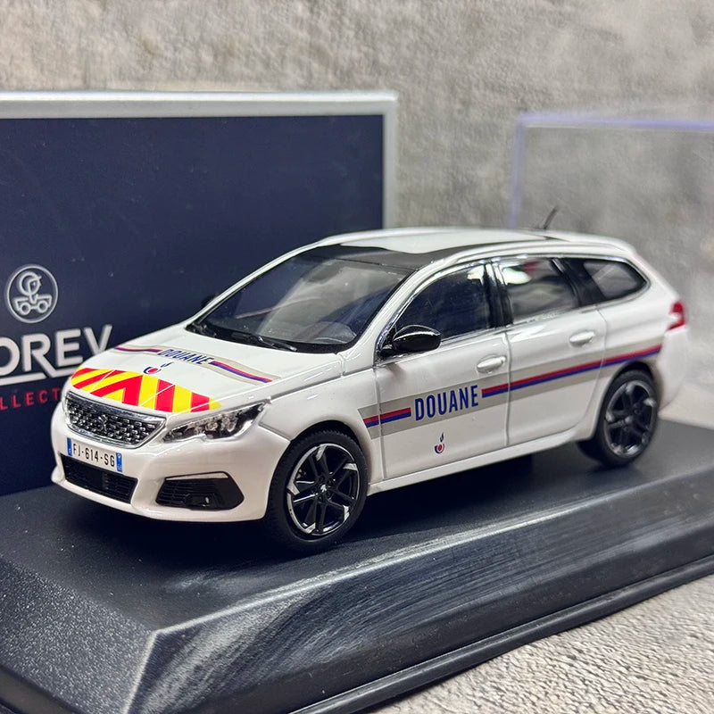 1 43 Scale Peugeot 308 SW 2018 Police Diecast Model Car