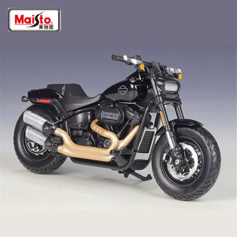 Diecast Harley Fat Bob 114 2022 Motorcycle Model 1 to 18 Scale