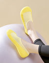 Ultra quiet and lightweight indoor sports shoes with anti slip and shock-absorbing soft soles