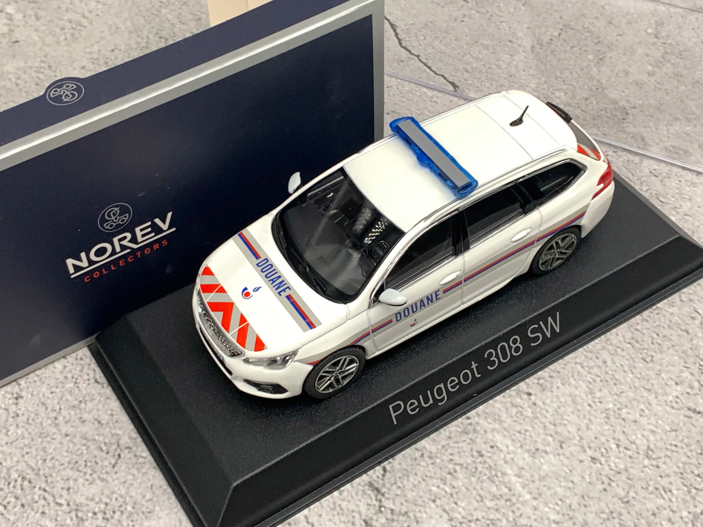 1 43 Scale Peugeot 308 SW 2018 Police Diecast Model Car