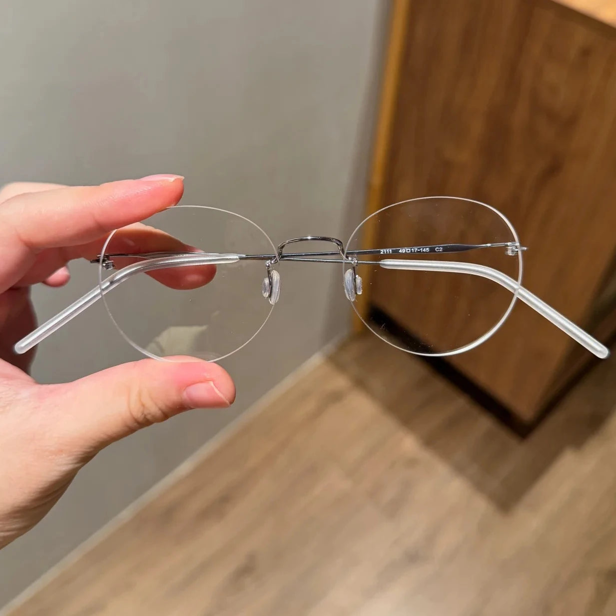 Ultralight Oval Rimless Titanium Eyeglasses Frame