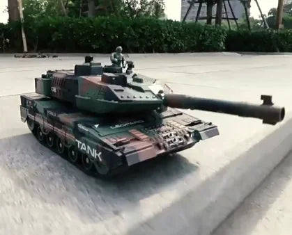 2.4G Remote Control Military Tank With Water Bullet And Spray